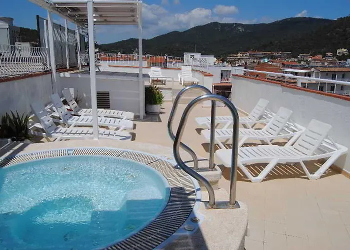 Hermes Готель Тоса-де-Мар