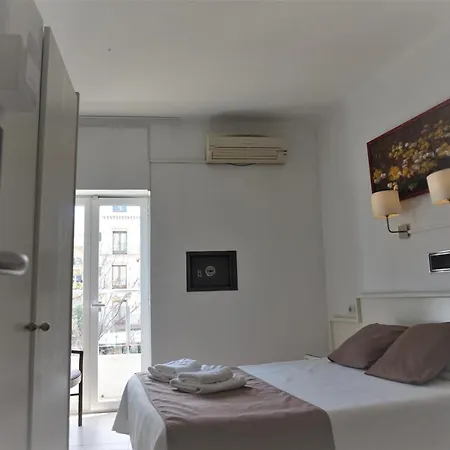 Hermes 호텔 또사데마르