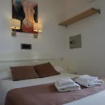 Hermes Hotell *